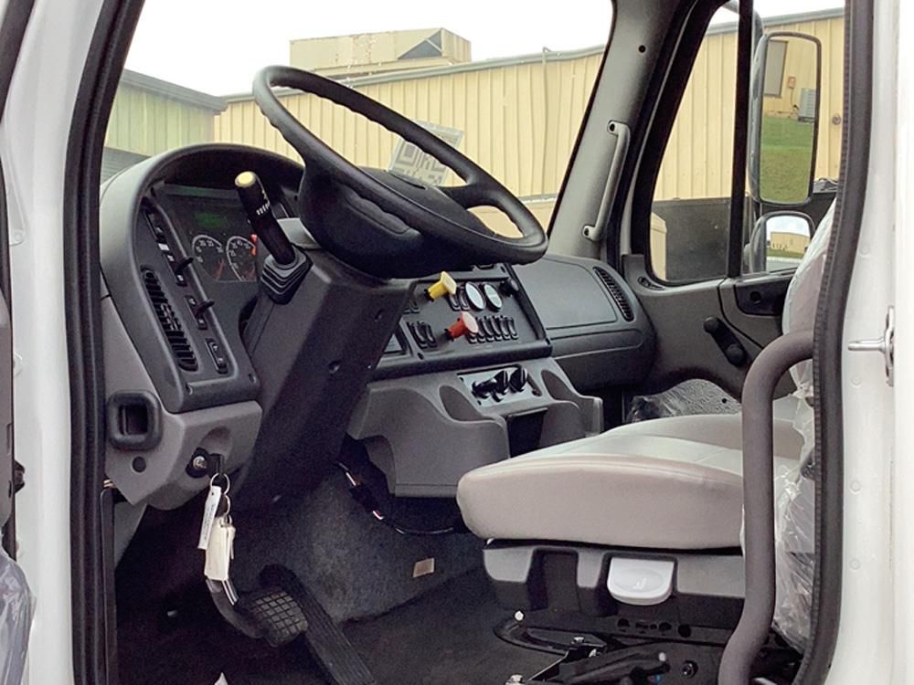 2025 Freightliner M2106 8x4 Rotobec ELITE 910 MT27 Grapple Truck
