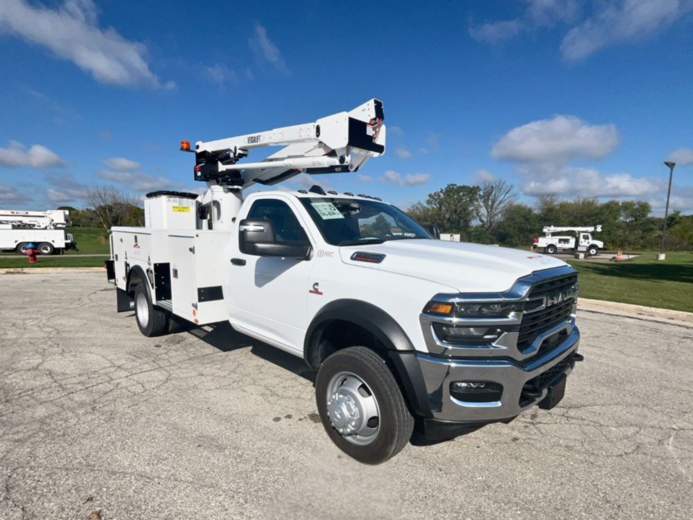 2026 RAM 5500 4x4 Versalift SST-40-EIH Bucket Truck