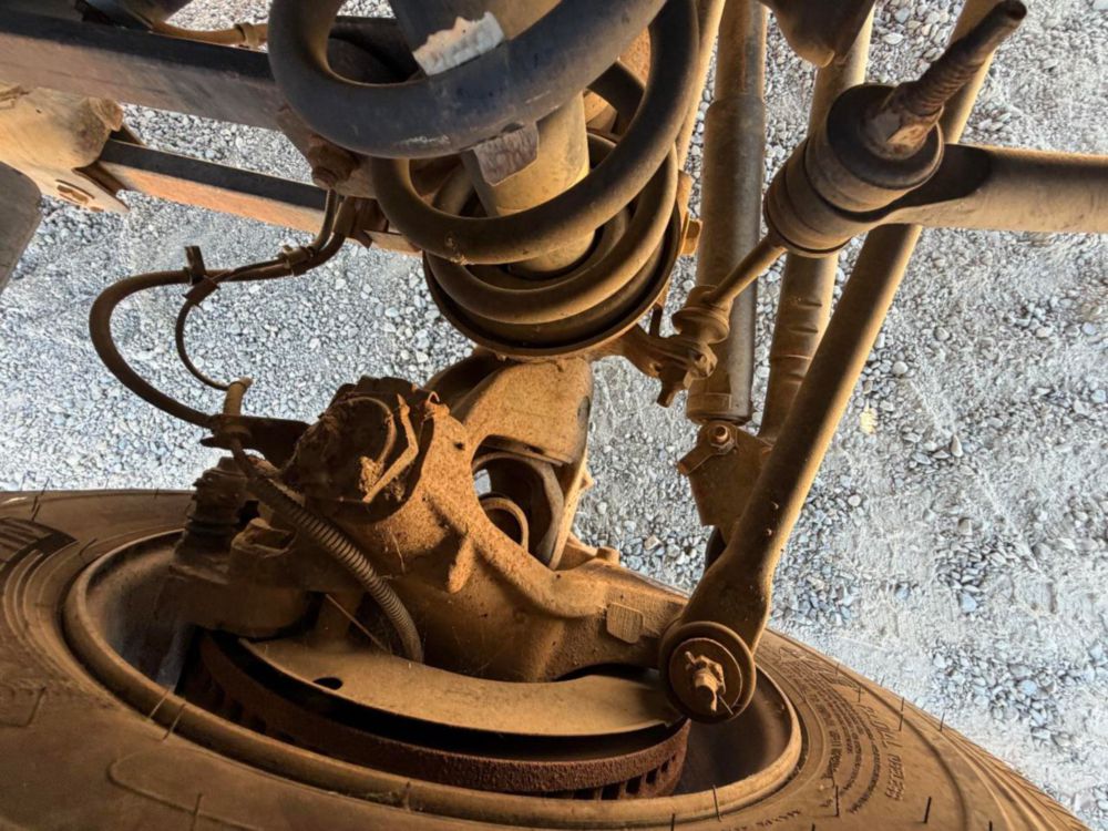 2016 Dodge Ram 5500 Hemi Powered 4x4 Terex LT-40 Bucket Truck