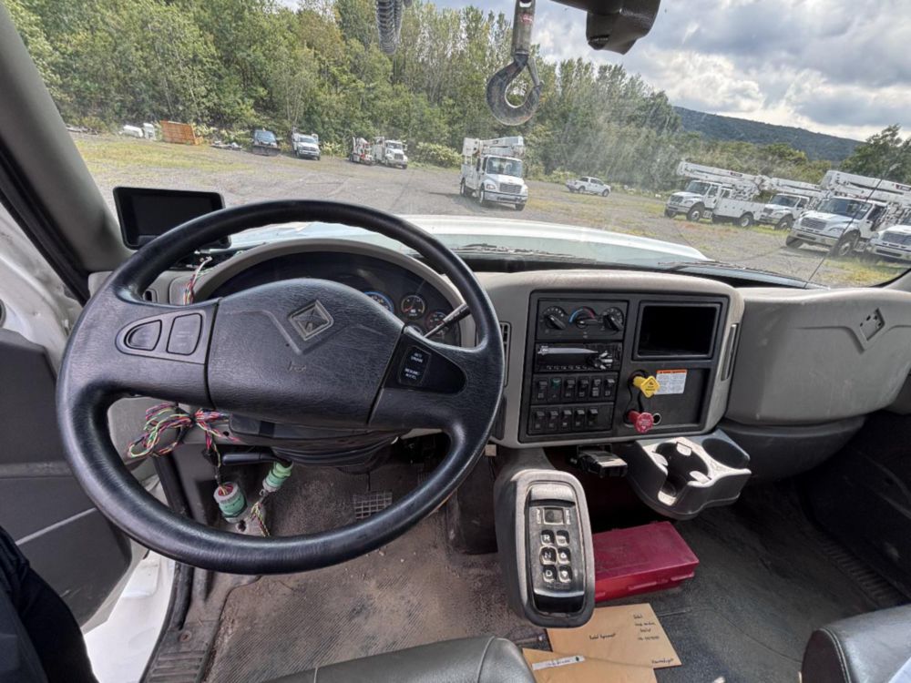 2019 Int'l 7300 4x4 Terex Commander 4047 Digger Derrick Truck