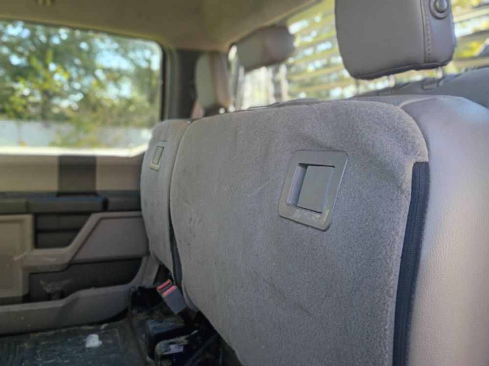 2018 Ford F-550 4x4 Crew Cab Flatbed Truck