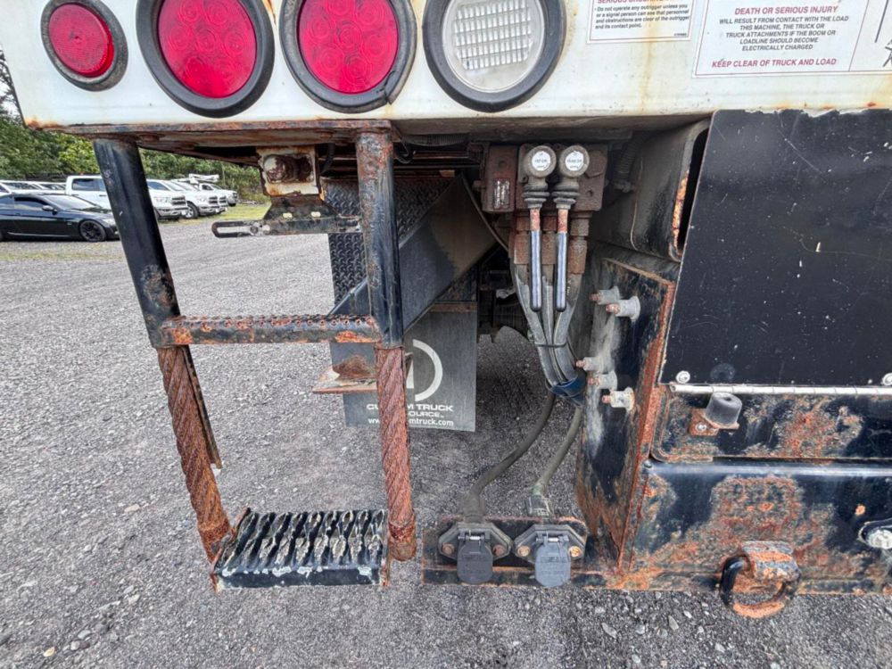 2019 Int'l 7300 4x4 Terex Commander 4047 Digger Derrick Truck