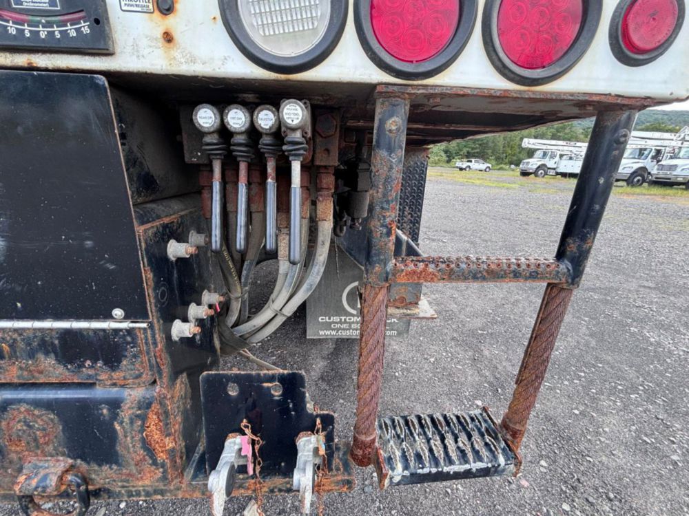 2019 Int'l 7300 4x4 Terex Commander 4047 Digger Derrick Truck