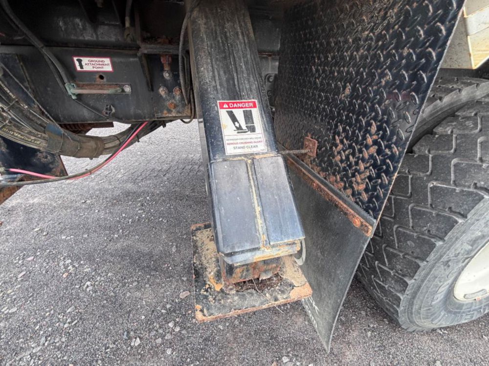 2019 Int'l 7300 4x4 Terex Commander 4047 Digger Derrick Truck