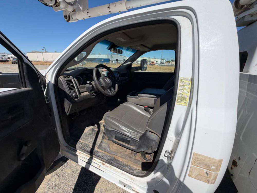 2016 Dodge Ram 5500 Hemi Powered 4x4 Terex LT-40 Bucket Truck