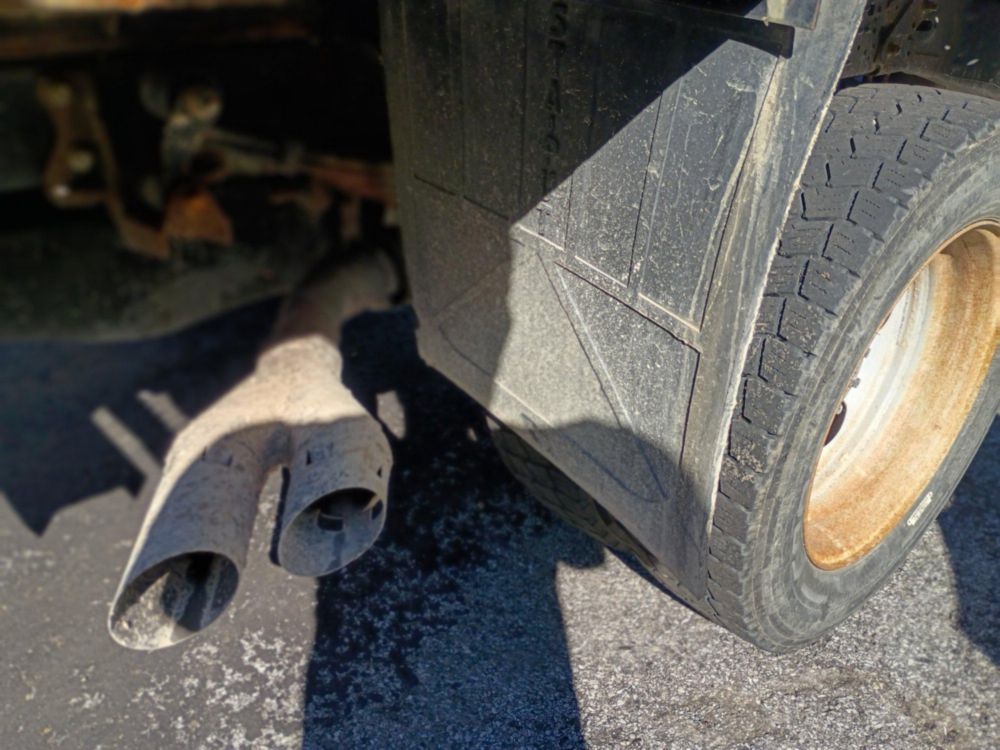 2018 Ford F-550 4x4 Crew Cab Flatbed Truck