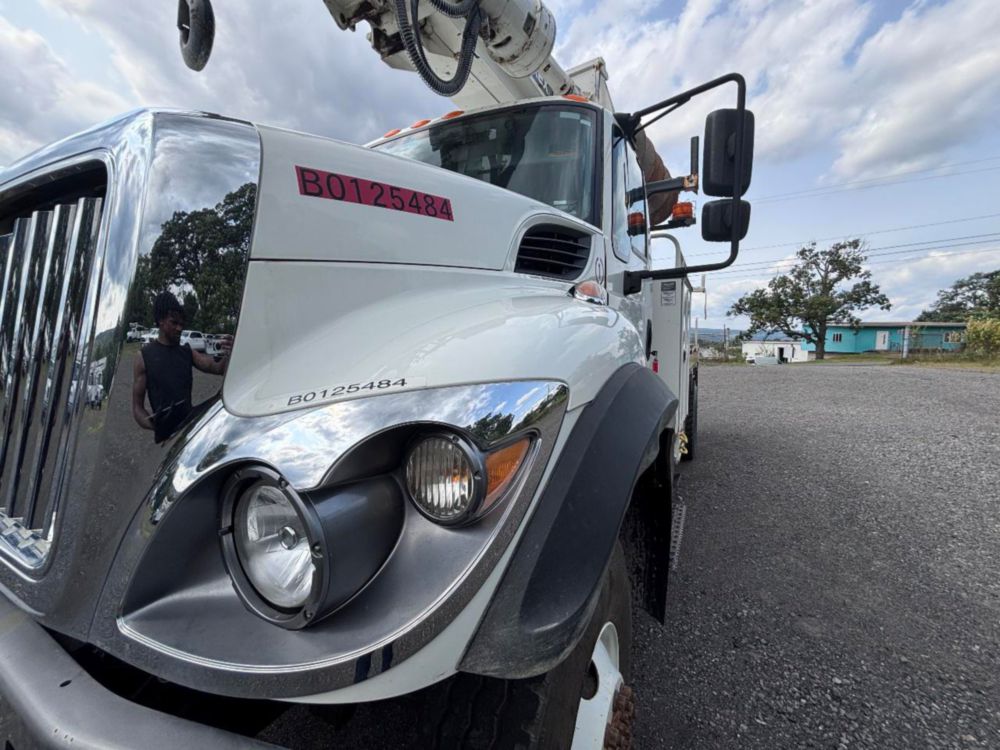 2019 Int'l 7300 4x4 Terex Commander 4047 Digger Derrick Truck