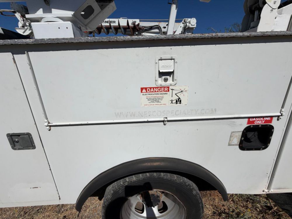 2016 Dodge Ram 5500 Hemi Powered 4x4 Terex LT-40 Bucket Truck