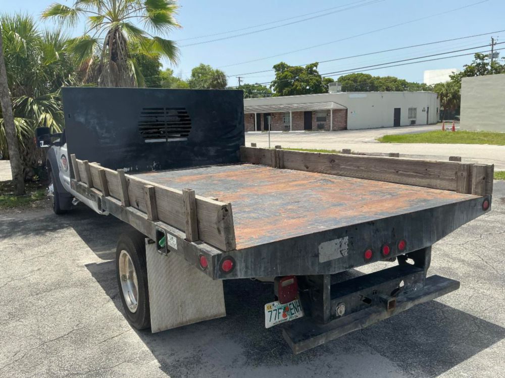2012 Ford F-450 Crew Cab Flatbed Truck