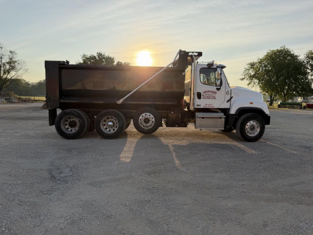 2022 Freightliner 114SD Load King EXD16.0543-16HLI Dump Truck