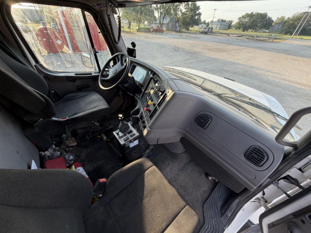 2022 Freightliner 114SD Load King EXD16.0543-16HLI Dump Truck