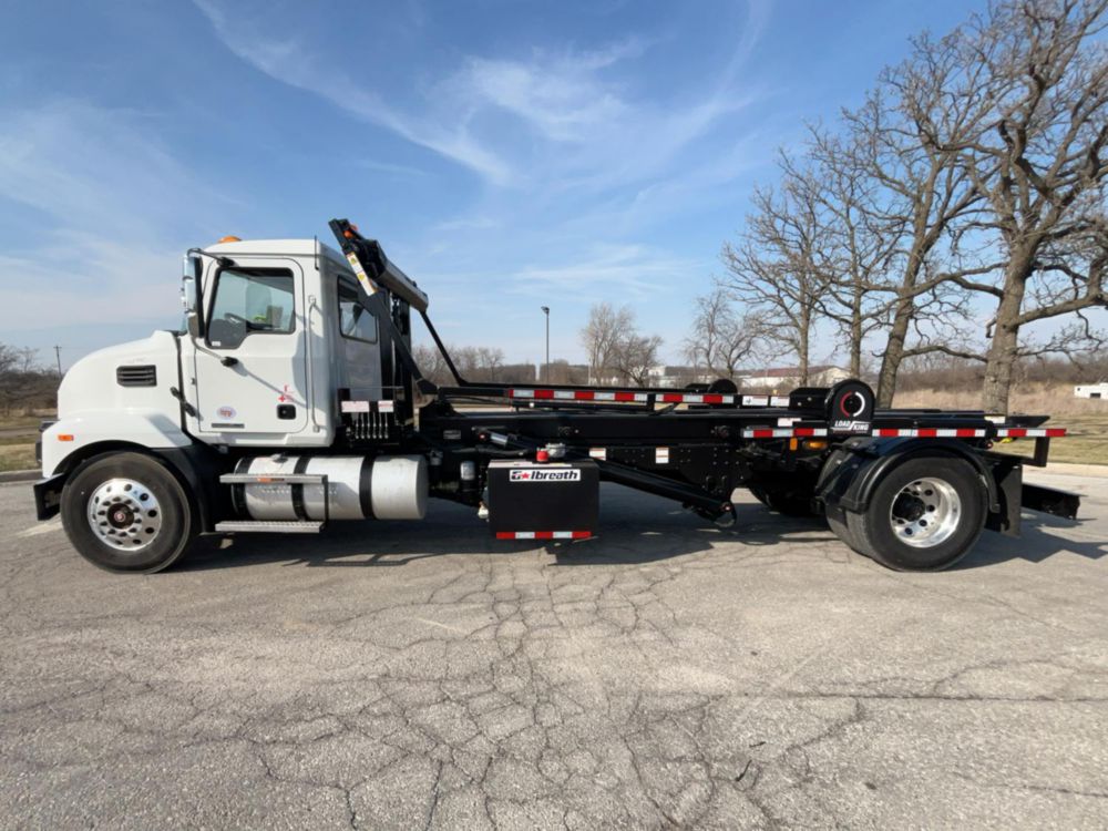 2025 Mack MD7 42R 4x2 Galbreath U3-EX-174 Roll-Off Truck