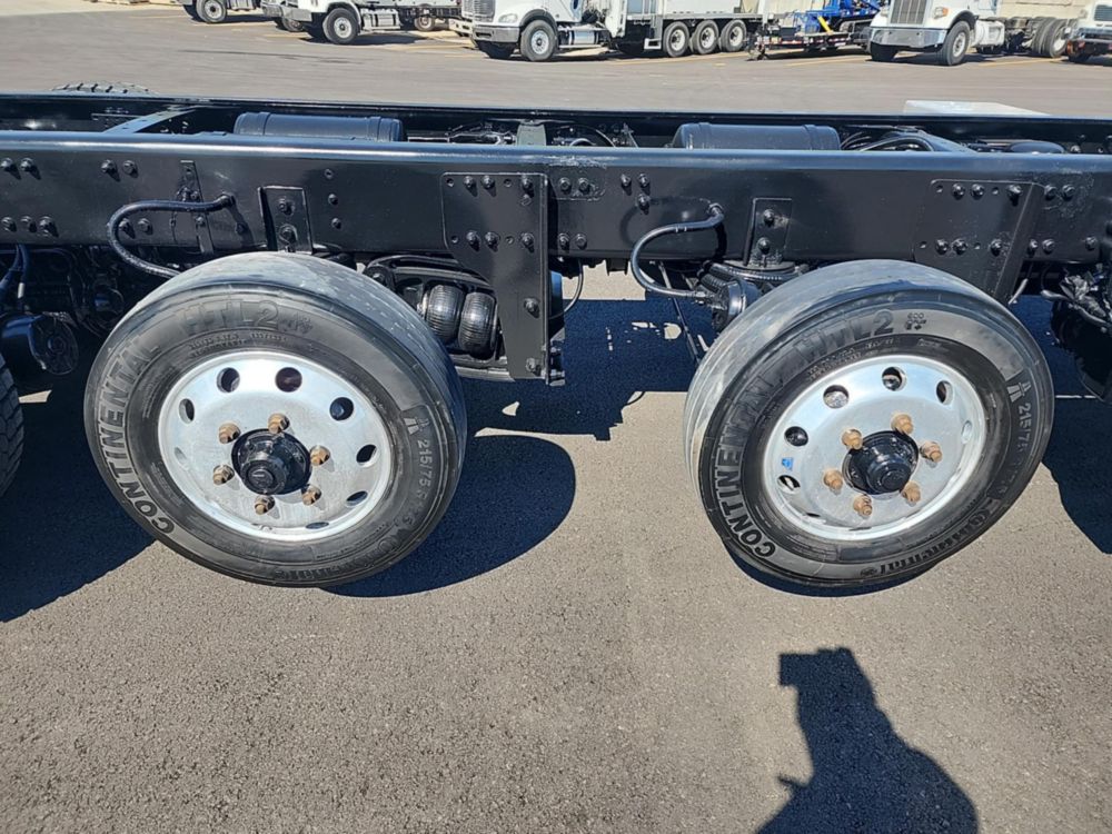 2014 Freightliner M2112 14x4 C&C