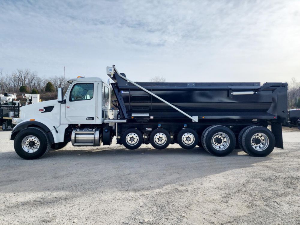 Quint Axle 18 cu yd Rear Dump Truck