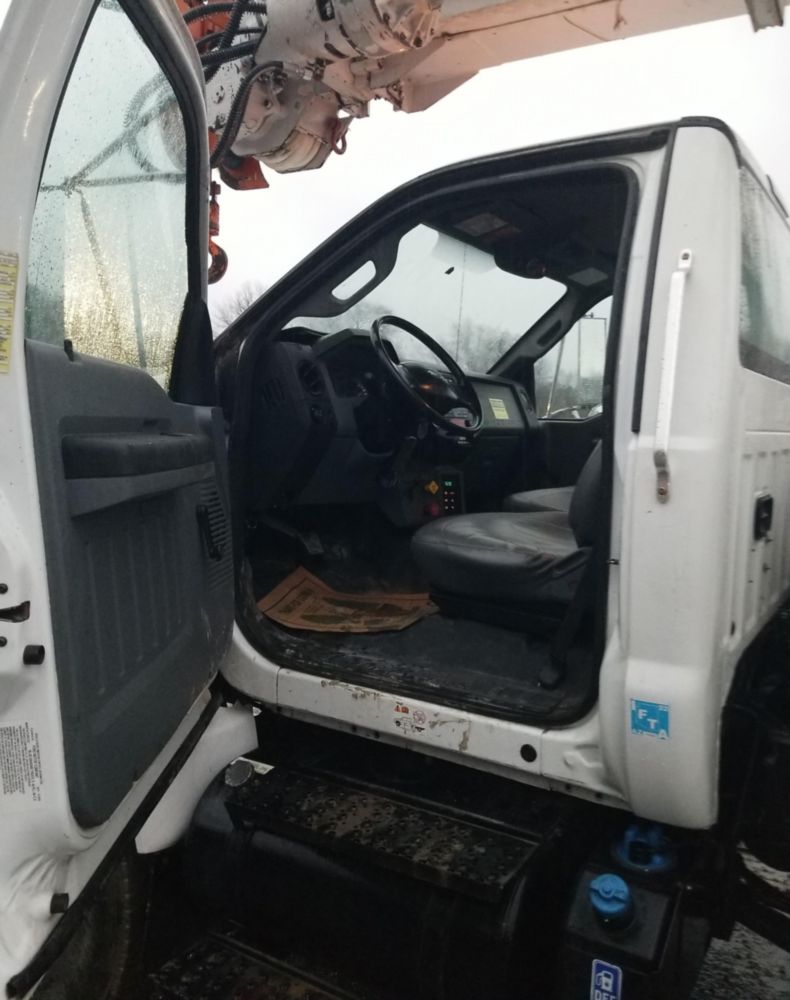 2011 Ford F-750 4x4 Terex C4047 Digger Derrick