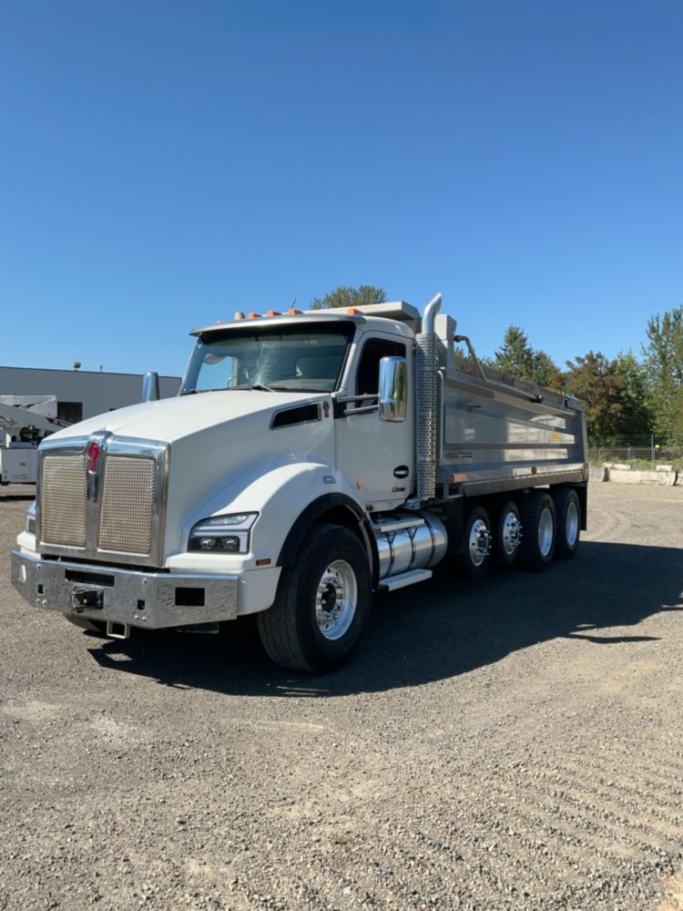 2022 Kenworth T880 10x4 Schloth Downey 18 Ft. Dump Truck