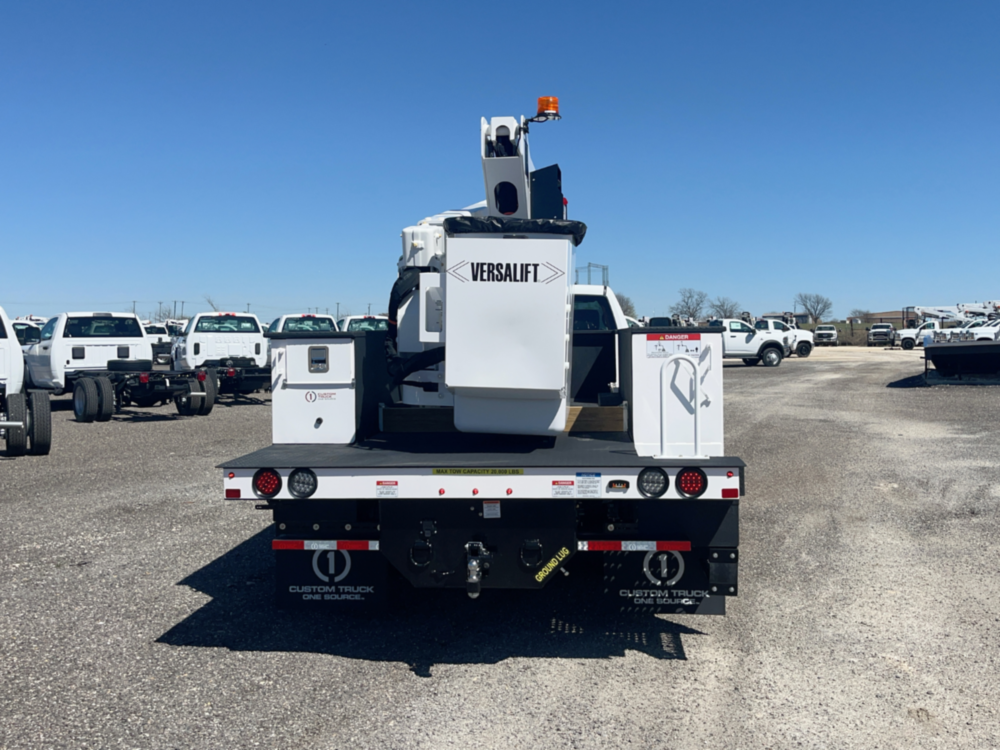 RAM 5500 4x4 Versalift SST-40-EIH Bucket Truck