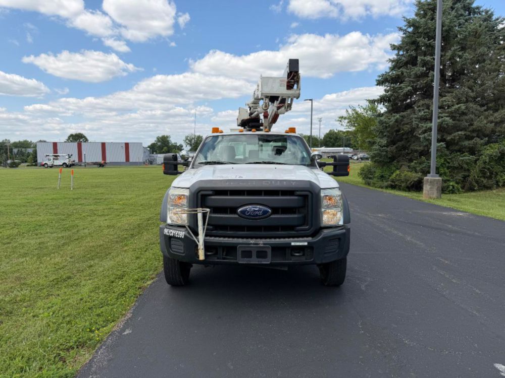 2016 Ford F-550 Versalift Bucket Truck