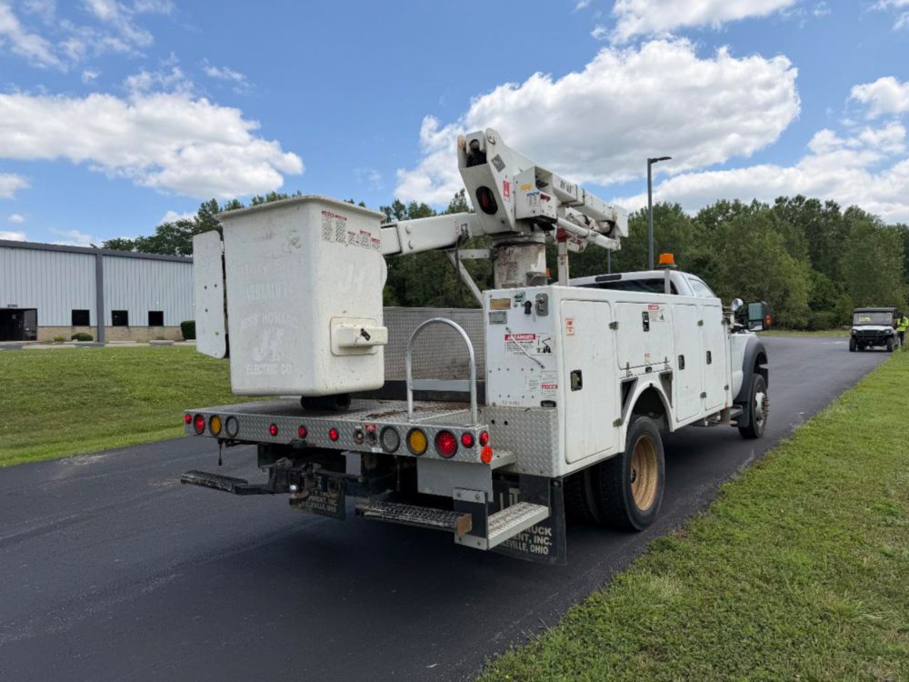 2016 Ford F-550 Versalift Bucket Truck