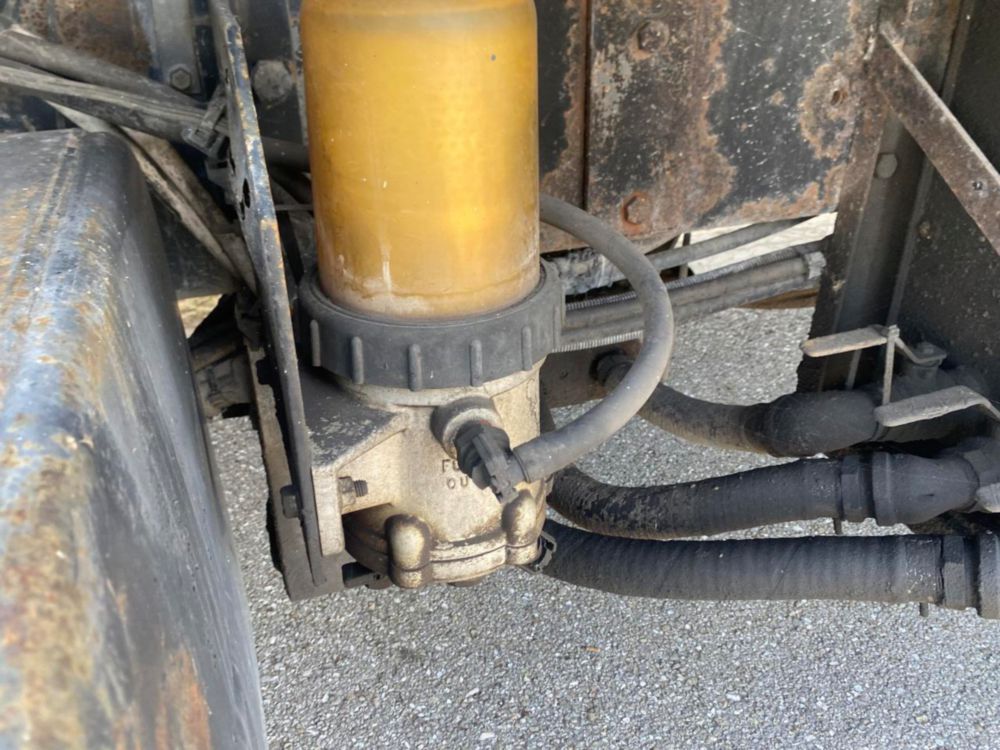 2006 Int'l 7400 "Rail Gear Equipped" Tri-Axle Grapple Truck