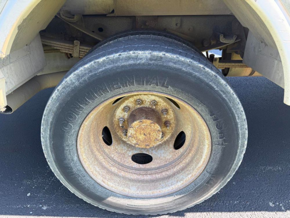 2016 Ford F-550 Versalift Bucket Truck