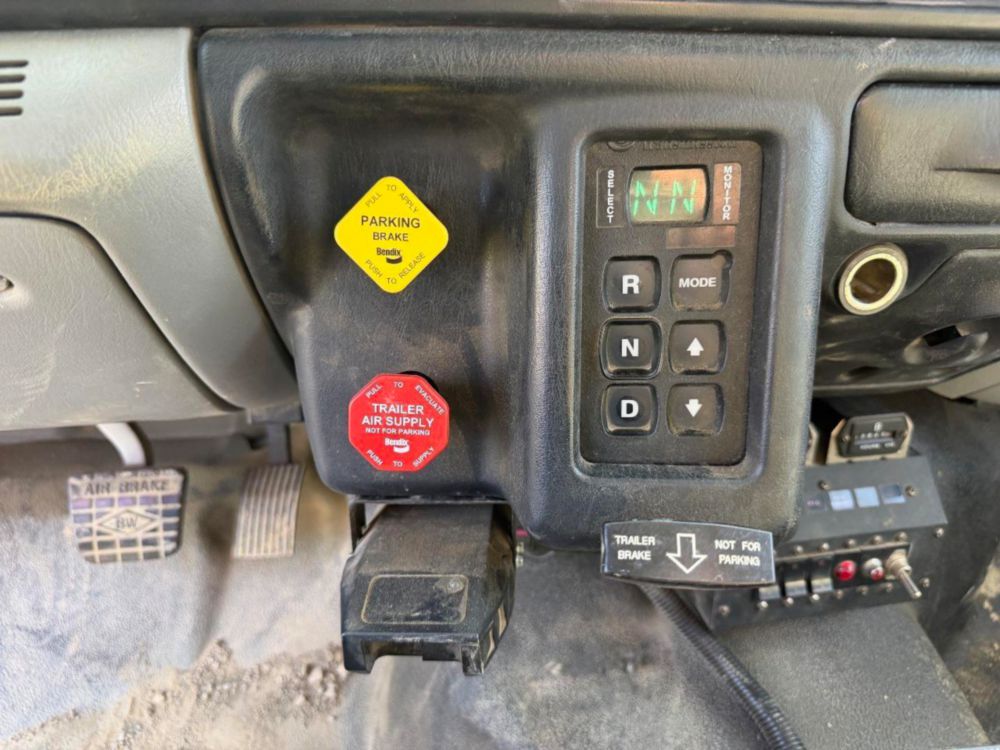 2009 Ford F-750 Terex Commander 4047 Digger Derrick