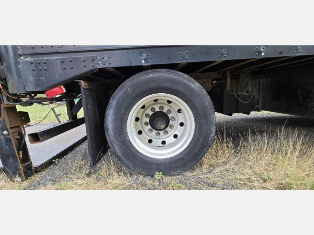 1991 30' Great Dane Single Axle Trailer