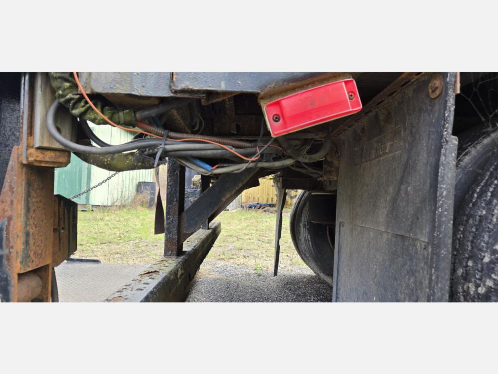 1991 30' Great Dane Single Axle Trailer