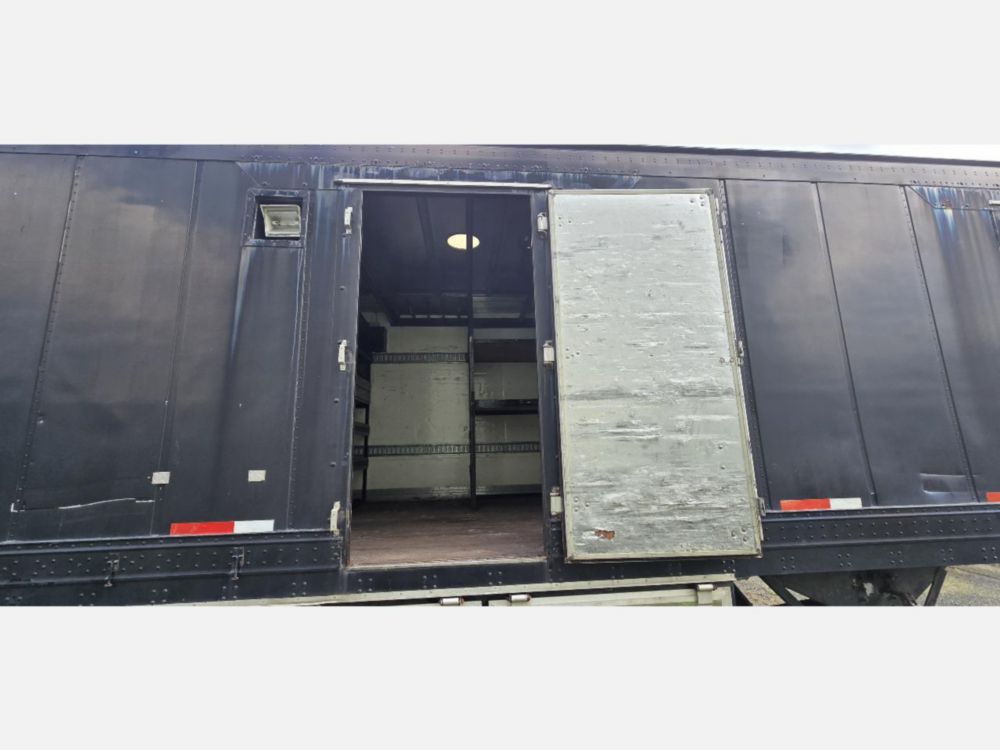 1991 30' Great Dane Single Axle Trailer