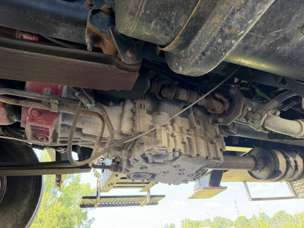 2009 Ford F-750 Terex Commander 4047 Digger Derrick