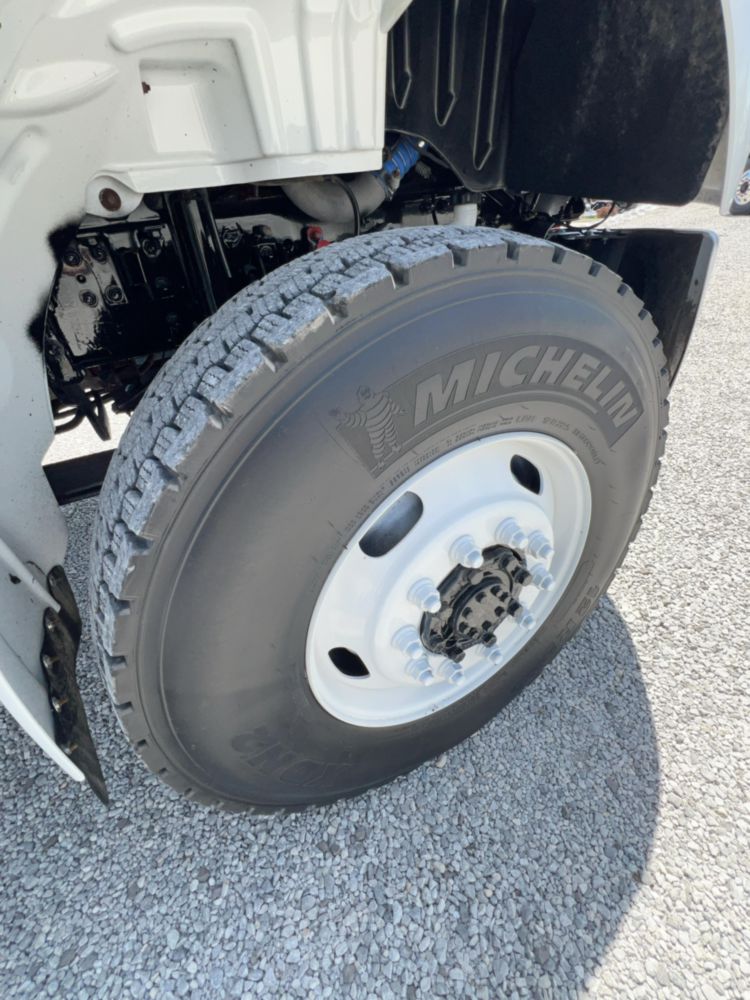 2020 Freightliner M2106 4x4 C&C
