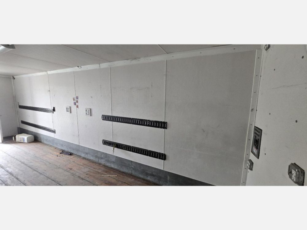 2007 GMC T-6500 Diesel 4x2 Box Truck