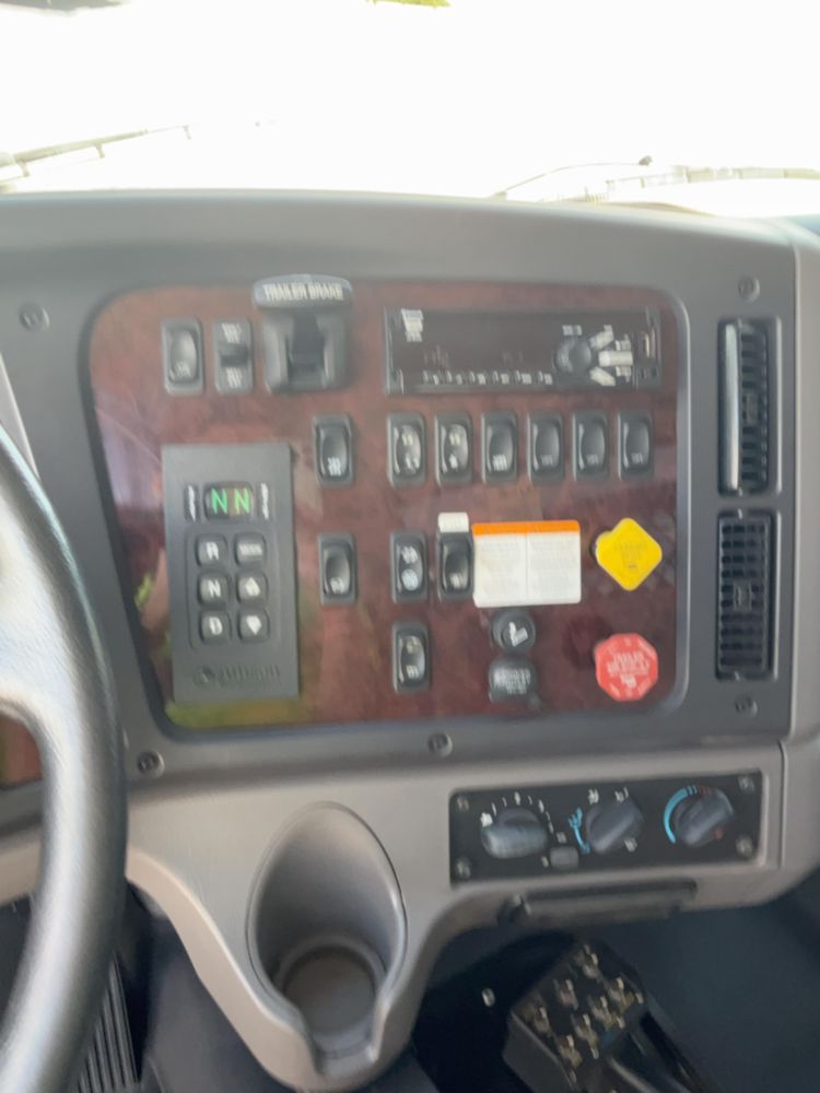 2020 Freightliner M2106 4x2 Load King Voyager II Service Truck With Crane