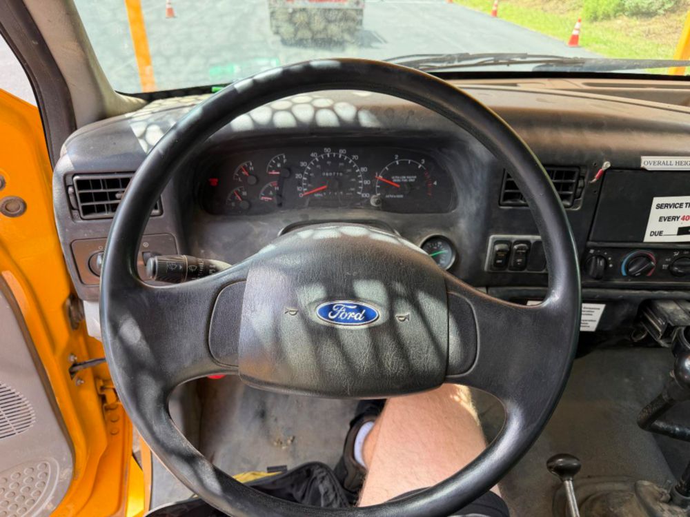 2009 Ford F-750 Terex Commander 4045 Digger Derrick