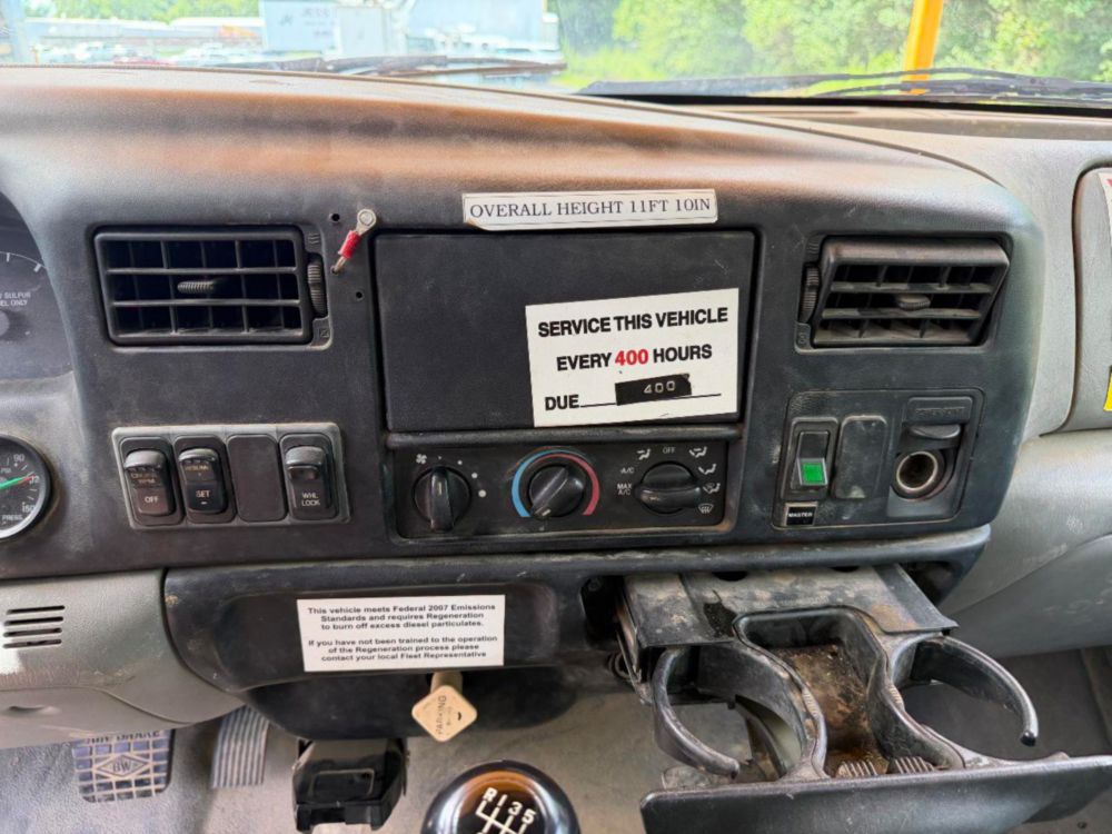 2009 Ford F-750 Terex Commander 4045 Digger Derrick