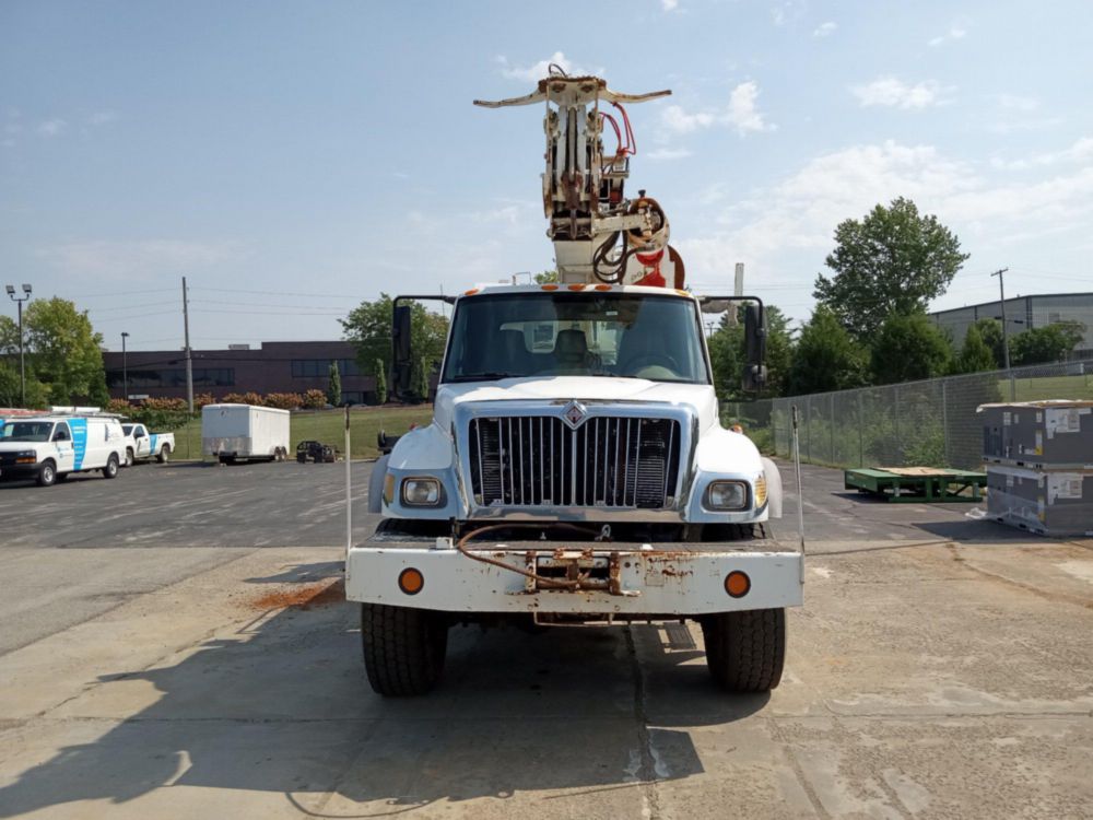 2006 Int'l 7400 4x4 Terex Commander 5045 Digger Derrick Truck