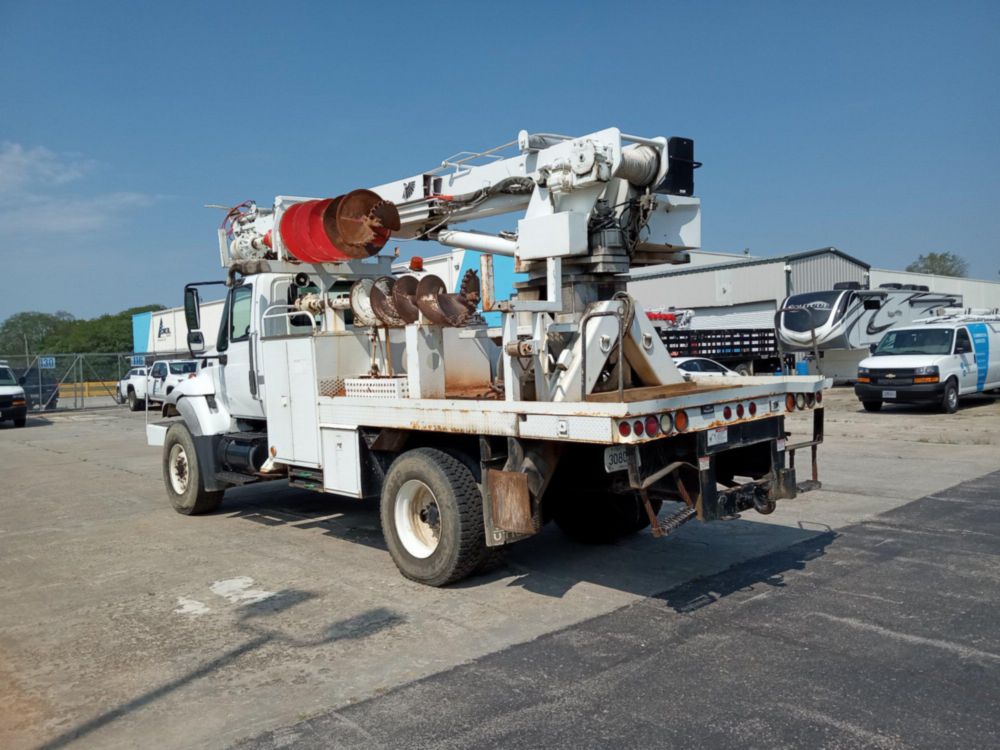 2006 Int'l 7400 4x4 Terex Commander 5045 Digger Derrick Truck