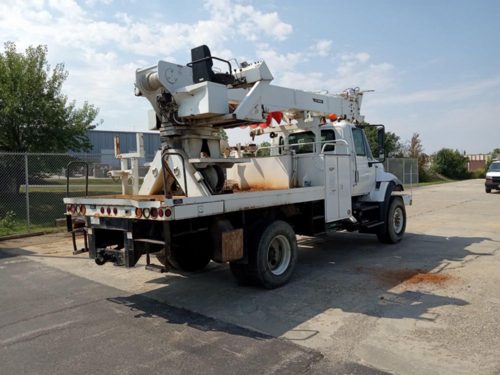 2006 Int'l 7400 4x4 Terex Commander 5045 Digger Derrick Truck