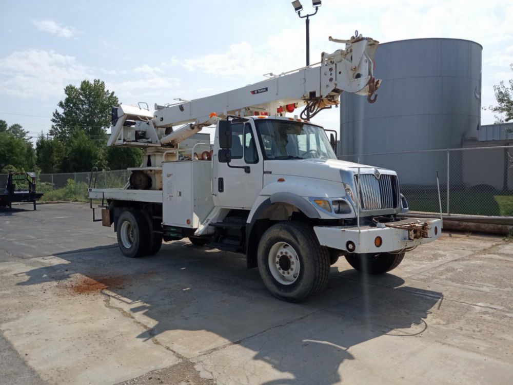 2006 Int'l 7400 4x4 Terex Commander 5045 Digger Derrick Truck