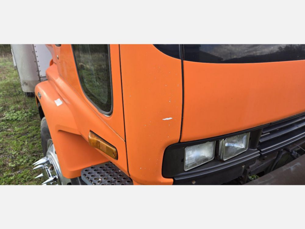 2007 GMC T-6500 Diesel 4x2 Box Truck