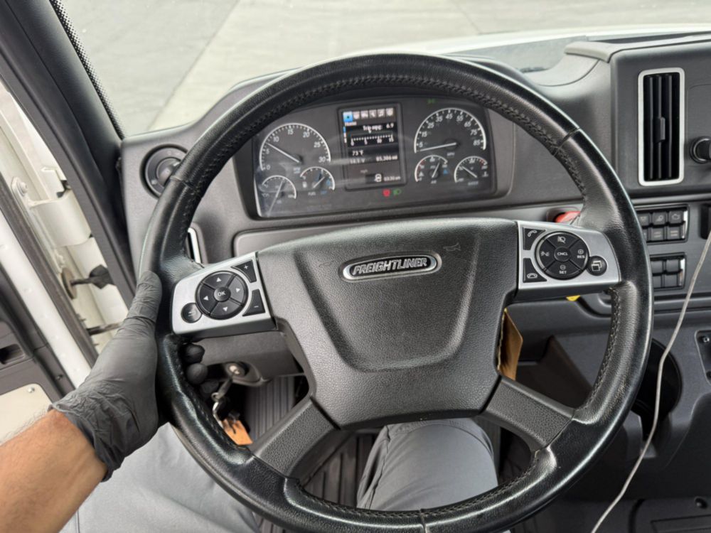 2025 Freightliner 114SD Tandem Axle Roll-Off Truck