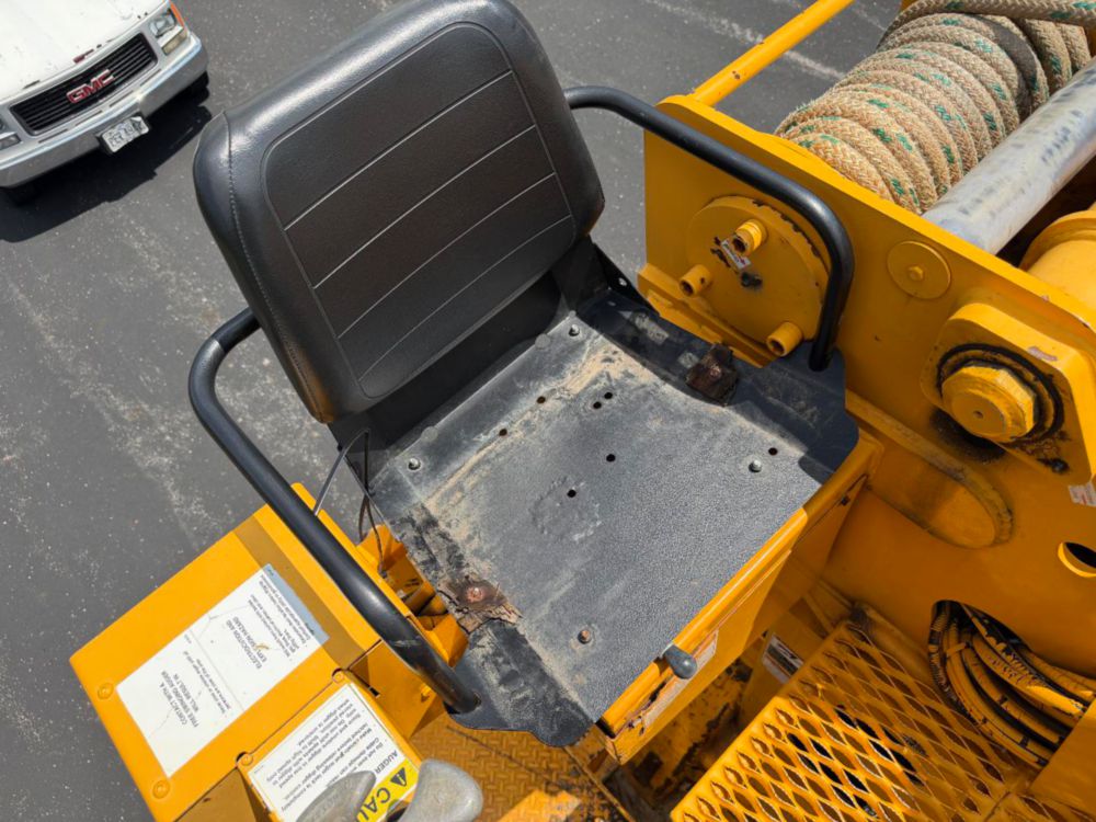 2009 Ford F-750 Terex Commander 4045 Digger Derrick