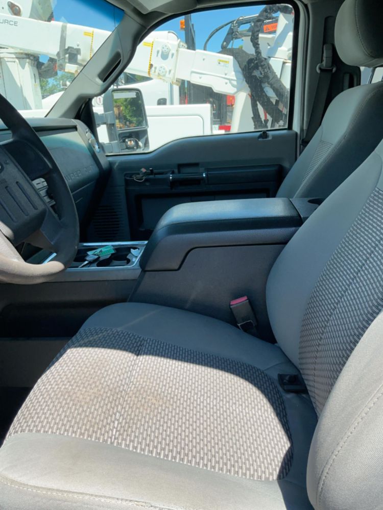 2011 Ford F-250 4x4 Crew Cab Pickup Truck