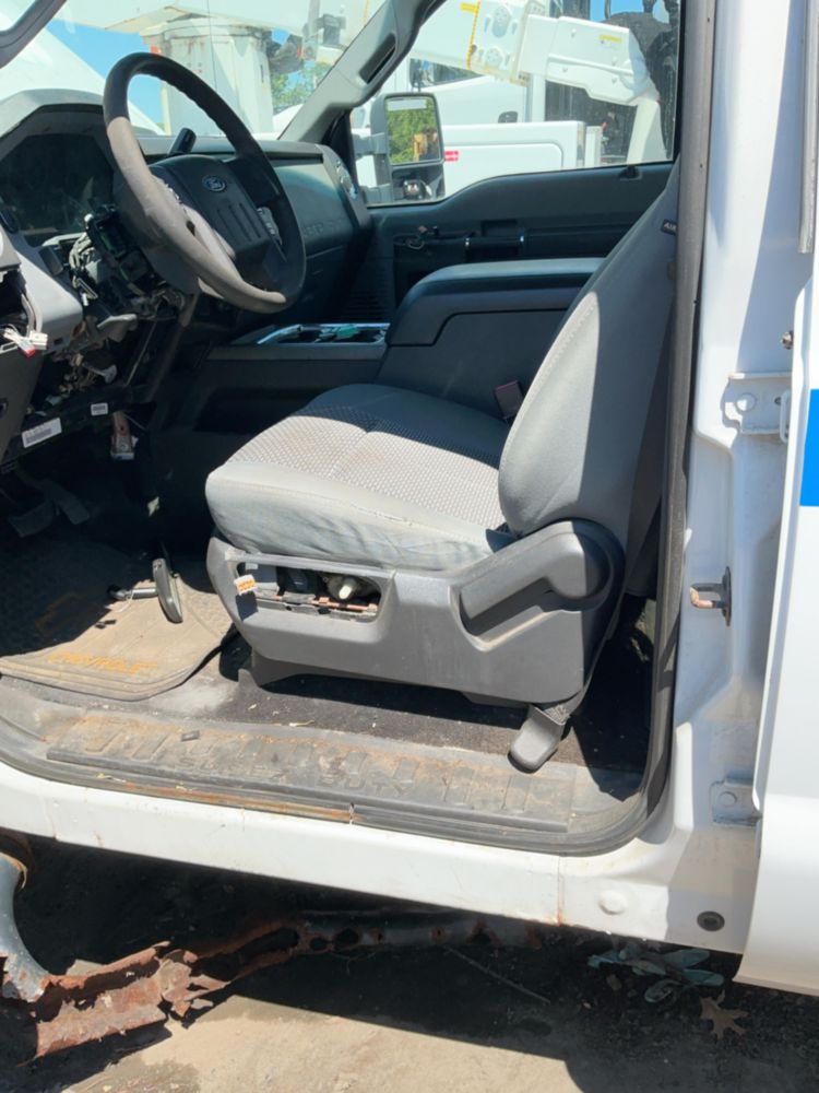 2011 Ford F-250 4x4 Crew Cab Pickup Truck