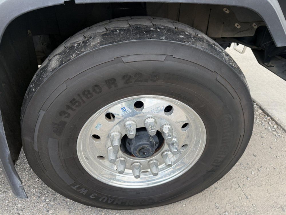 2025 Freightliner 114SD Tandem Axle Roll-Off Truck