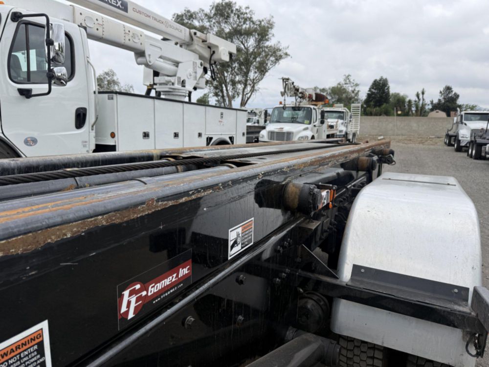 2025 Freightliner 114SD Tandem Axle Roll-Off Truck