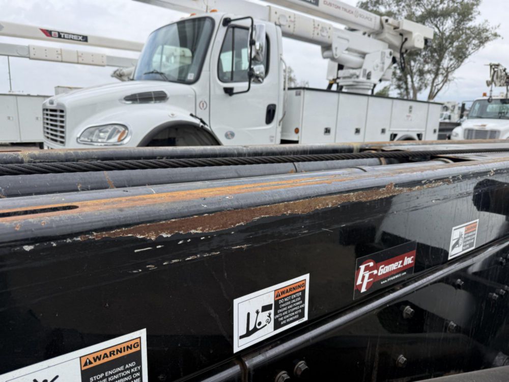 2025 Freightliner 114SD Tandem Axle Roll-Off Truck