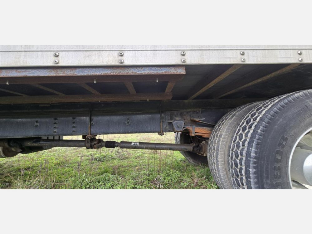 2007 GMC T-6500 Diesel 4x2 Box Truck