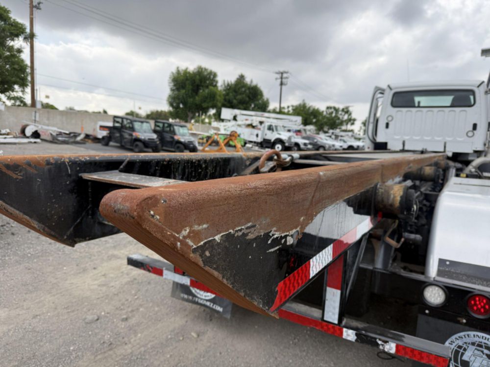 2025 Freightliner 114SD Tandem Axle Roll-Off Truck