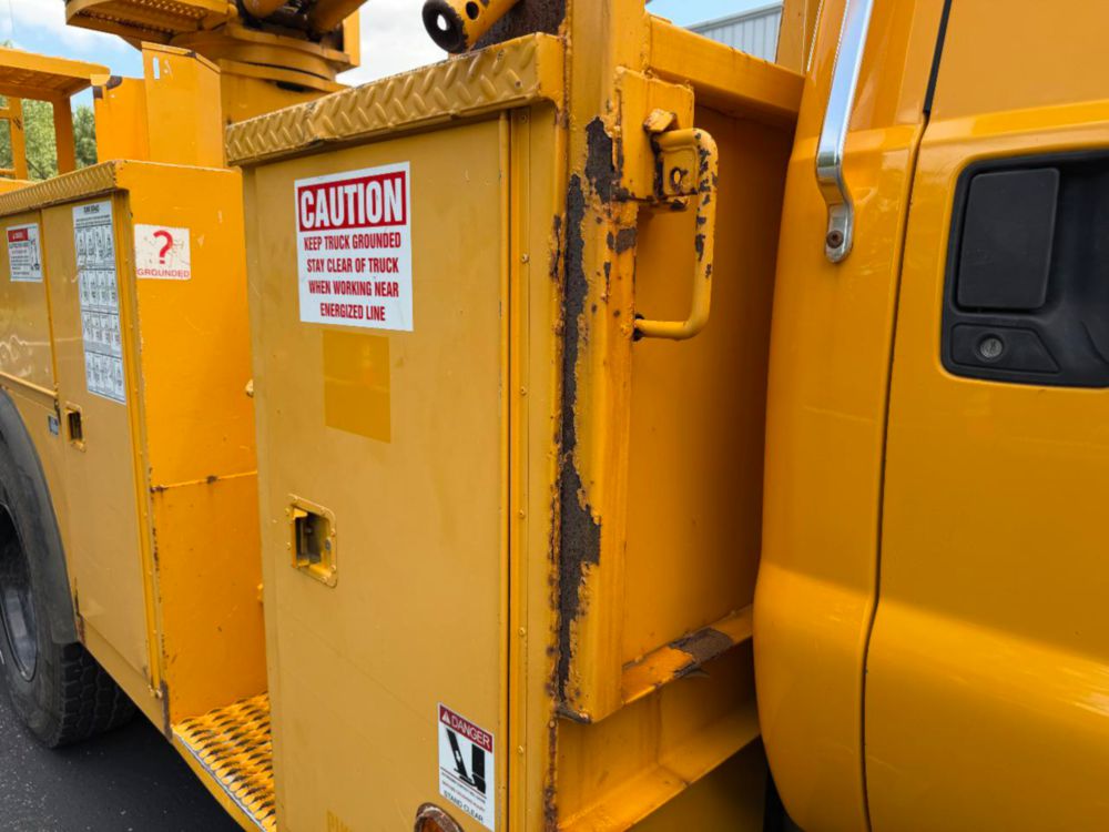 2009 Ford F-750 Terex Commander 4045 Digger Derrick